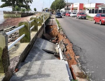 Crateras voltam a aparecer no calçadão da orla