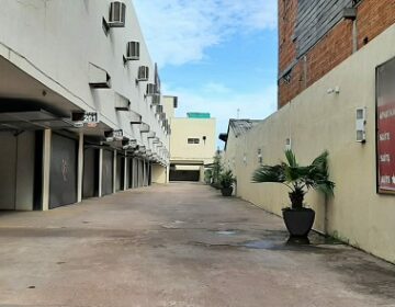 Motéis podem funcionar, mas sem aglomeração; apenas 2 por quarto