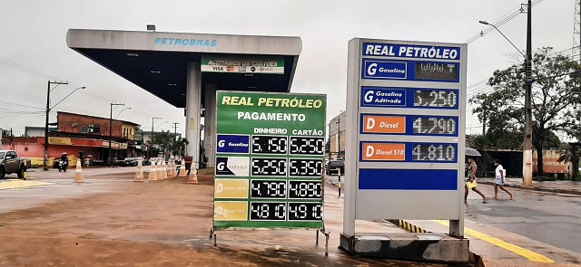 Gasolina bate R$ 5,35 em Macapá