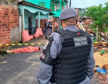 Universitário tenta defender irmão e é morto a facadas