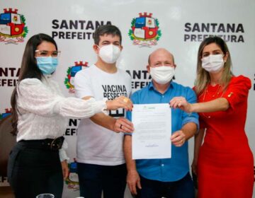 Com emendas, Santana lança auxílio-alimentação de R$ 800