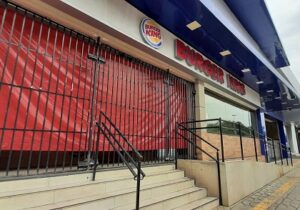 Ex-gerente do Burger King é solto