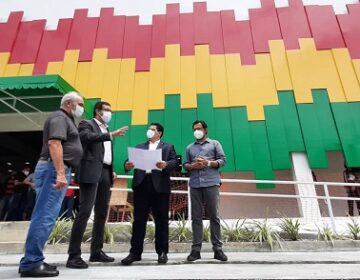 Após inspeção, Davi e Furlan anunciam data de entrega do Shopping Popular