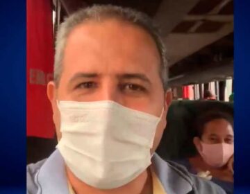 Prefeito viaja 230 km em ônibus com pacientes do programa Mais Visão