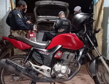 Assaltante em regime semiaberto é flagrado com moto adulterada