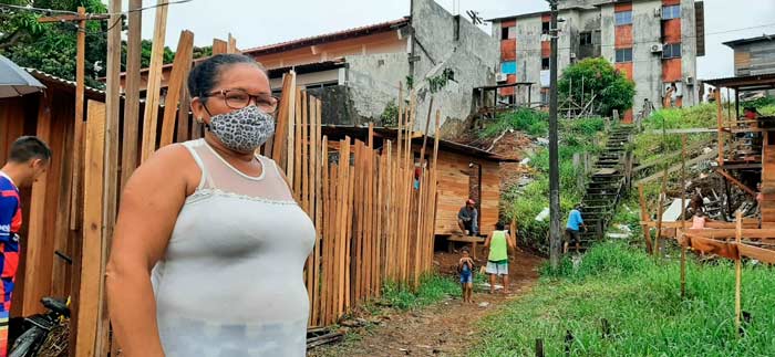 Famílias tentam reocupar área de risco no Mucajá, mas são retiradas