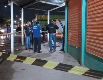 Travesti é morta a tiros