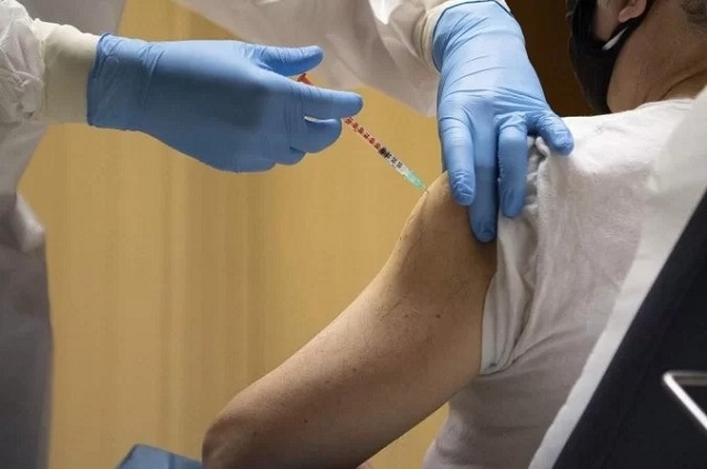Falsa aplicação de vacinas: 93% concordam que simulação seja crime, diz pesquisa