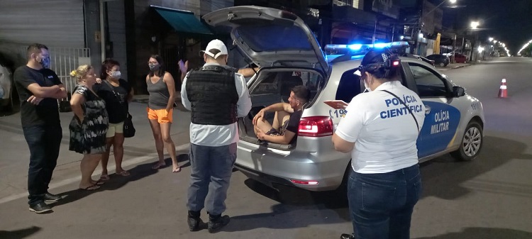 Motorista que invadiu loja e deixou feridos durante racha é solto pela justiça