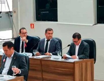 Justiça recusa pedido contra vereador acusado de gastos desnecessários