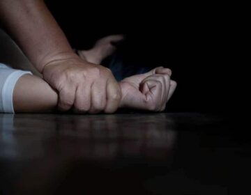 Jovem afirma ter sido estuprada por casal durante passeio em sítio