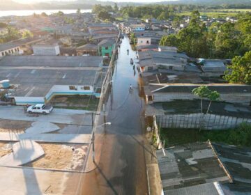 Com 8 bairros alagados, Laranjal decreta situação emergência
