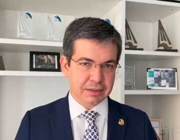 Senador do Amapá aciona STF contra Orçamento Secreto e Fundão Eleitoral