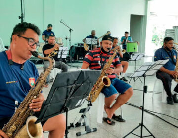 Live neste domingo homenageia maestro que tocava para profissionais da linha de frente