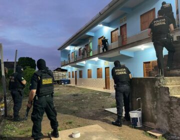 PF prende ‘pirateiro’ que trazia ilegalmente haitianos para Macapá
