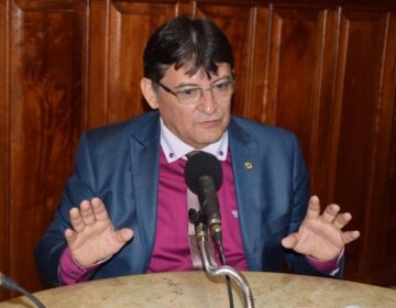 TRE cassa mandato de deputado por compra de votos