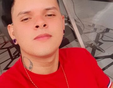 Baleado na cabeça por motoqueiros, jovem não resiste