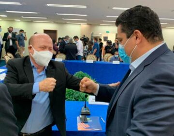 Ministro e Davi anunciam 1º habitacional e pavimentação de Santana