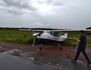 Avião faz pouso forçado na BR-156 no Amapá