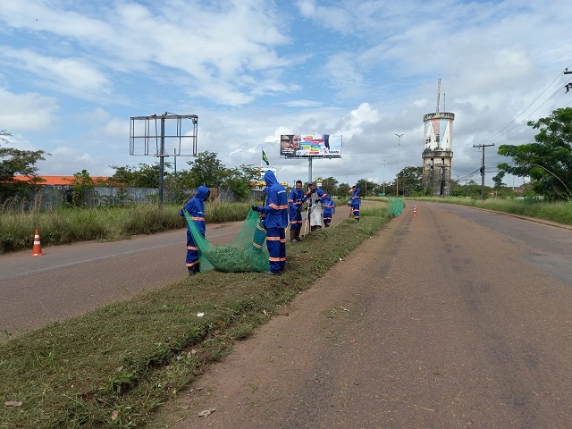 No Amapá, presidiários são treinados para atuar na limpeza e manutenção de rodovias