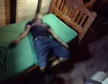 Após denunciante relatar tiros, PM encontra homem morto em cima de cama