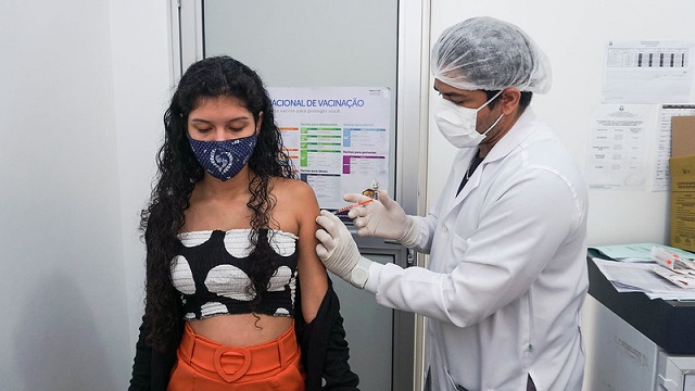 Macapá inicia vacinação para jovens sem agendamento
