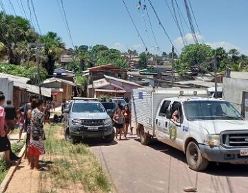 Foragido que morreu em confronto com a Força Tática é reconhecido por tatuagens