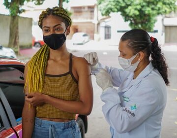 Vacinação contra covid: hoje é o dia para jovens de 19 anos em Macapá