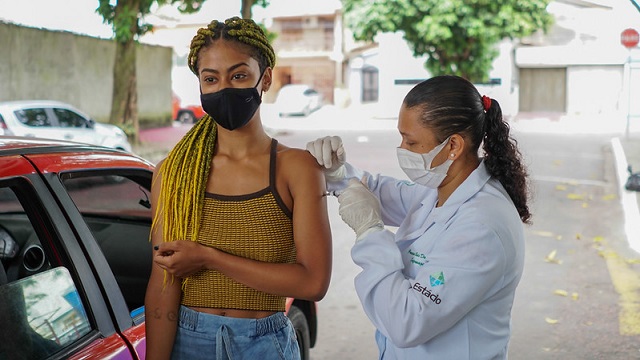 Vacinação contra covid: hoje é o dia para jovens de 19 anos em Macapá
