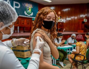 Amapá continuará vacinação em adolescentes