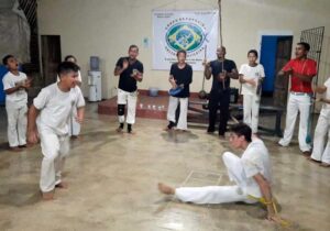 Em Macapá, voluntários buscam apoio para batizado de jovens capoeiristas