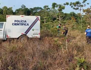 Mãe recebe bilhete com localização do corpo do filho executado por facção