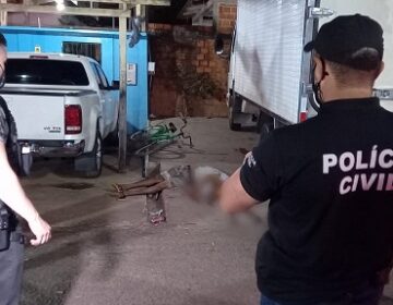 Jovem é morto com tiro na cabeça quando conversava com amigos