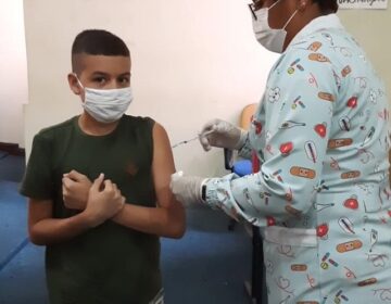 Crianças começam a ser vacinadas em Macapá