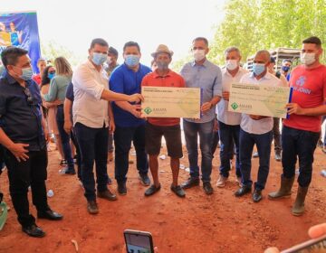 Agricultores recebem quase R$ 1 mi para impulsionar produção