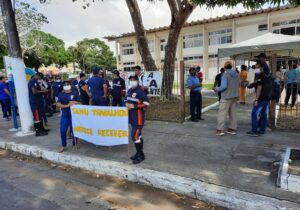 Trabalhadores do Samu cobram soluções salariais em Macapá