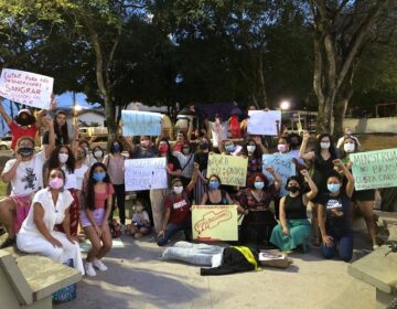 Pobreza menstrual: mulheres do Amapá fazem ato contra veto