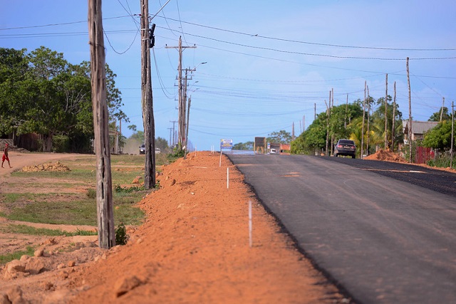 Pavimentação da AP-070 avança no leste do Amapá