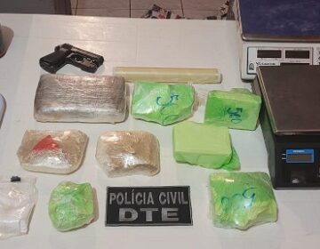 Polícia descobre ponto de distribuição do tráfico e encontra 4,5 kg de crack e cocaína