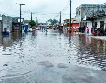 Capital vive domingo de caos e tristeza após tempestade