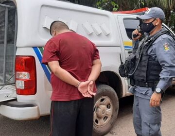 Após matar irmão na noite de Natal, jovem retorna à casa da avó e é preso