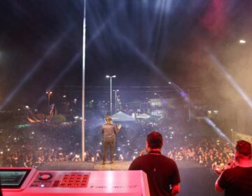 Festa em praia, Zé Vaqueiro e rally marcam 34 anos de Laranjal do Jari