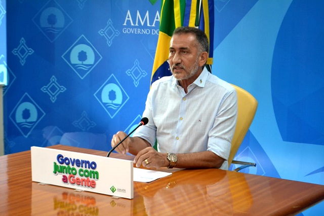 Waldez anuncia 9 concursos públicos no Amapá em 2022
