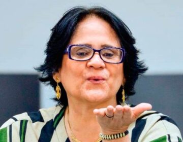 Politizando: a provocação e a saia justa