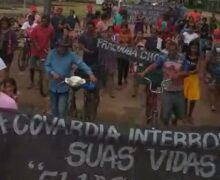 Amigos e familiares de pescadores executados protestam por justiça