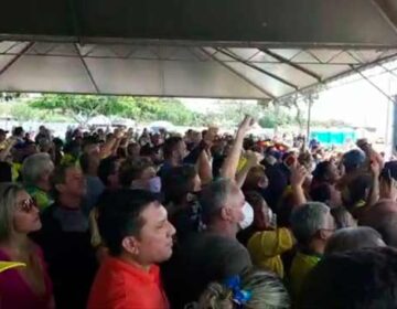 Politizando: A vaia ensaiada e o início da campanha política