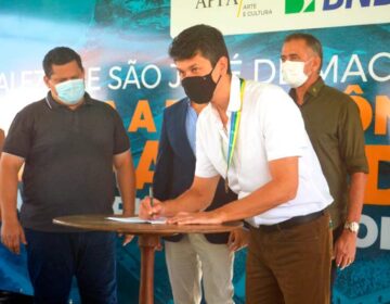 ‘Legado’, diz presidente do BNDES ao assinar contrato para revitalizar Fortaleza e entorno