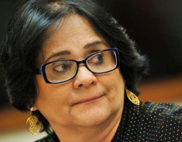 Politizando: Flopou; e mais….