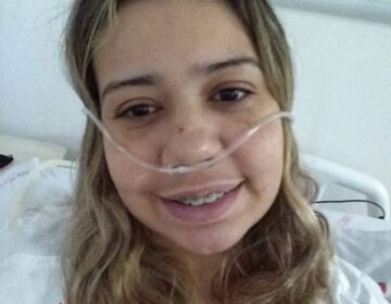 “Minha visão está embaçada”, diz mulher com doença rara