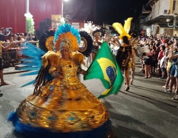 Oiapoquenses levam folia para a Guiana Francesa